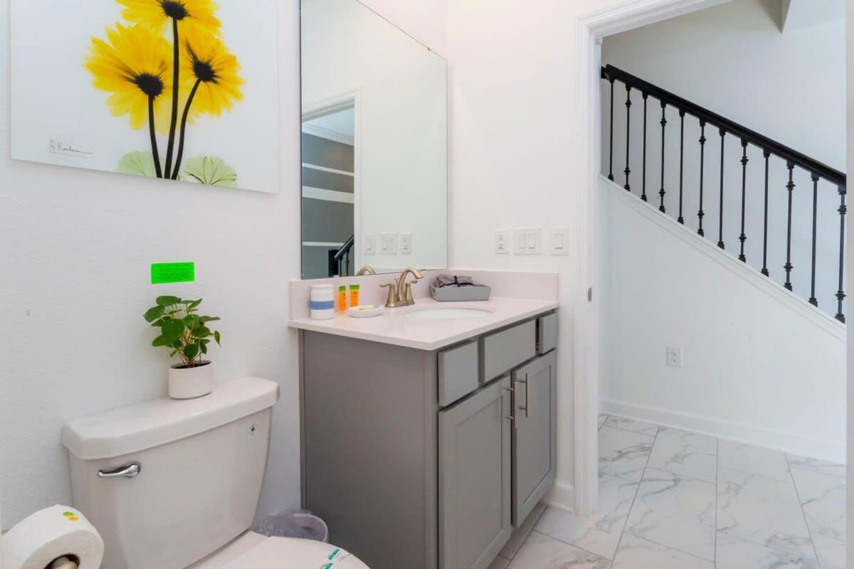 Splendid 4 Bd W/ Pool Close To @ Champions Gate 1006 Holiday home