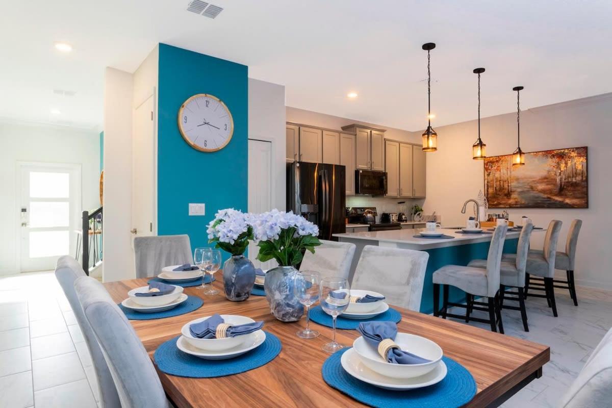 Splendid 4 Bd W/ Pool Close To @ Champions Gate 1006 Kissimmee