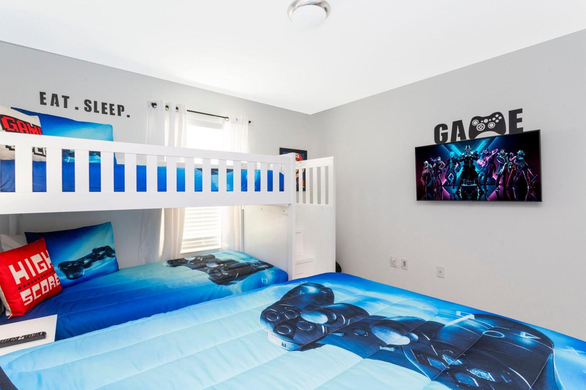 Stunning 4 Bd W/ Pool Close To @ Champions Gate 990 *