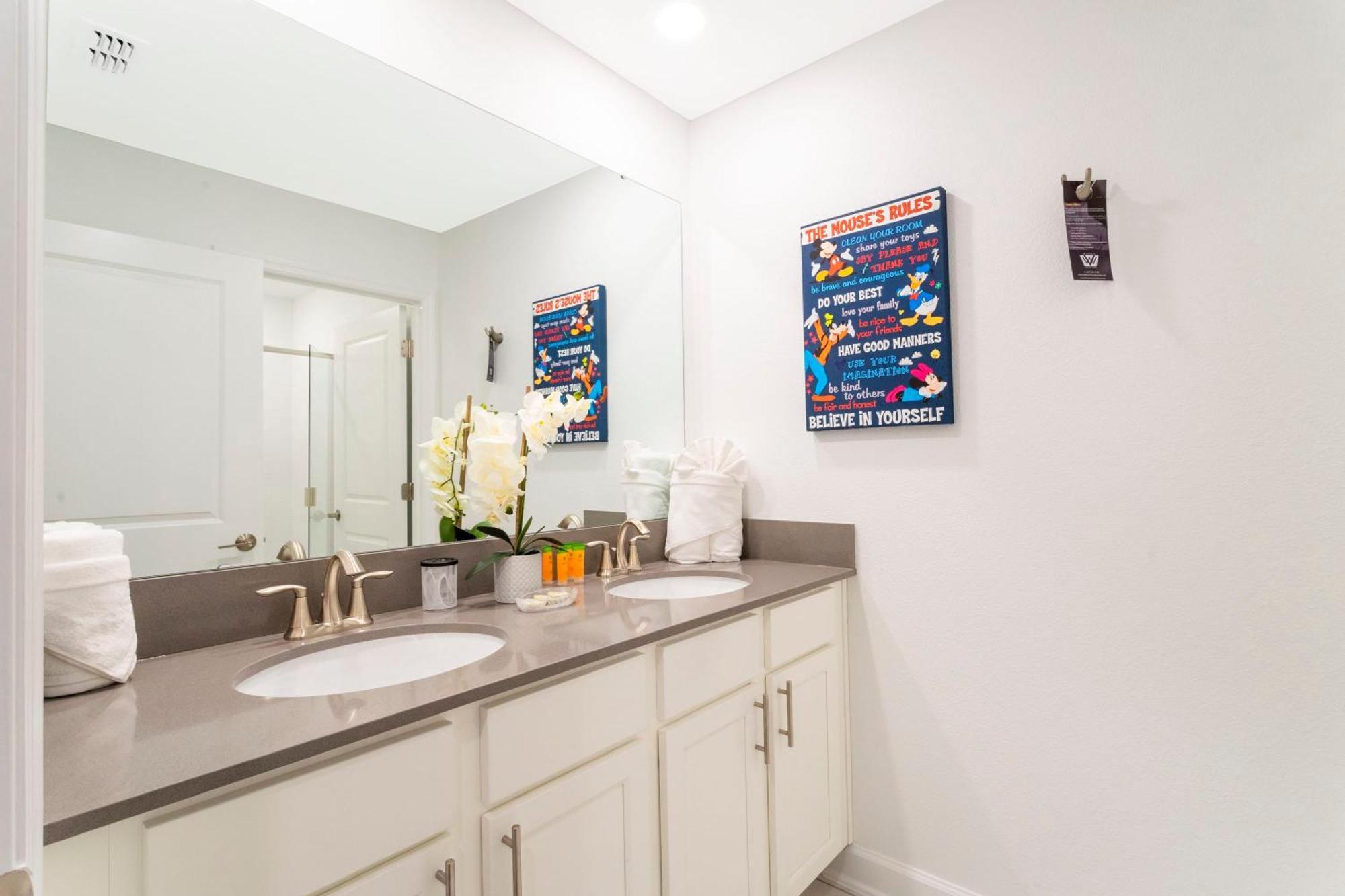 Stunning 4 Bd W/ Pool Close To @ Champions Gate 990 Holiday home