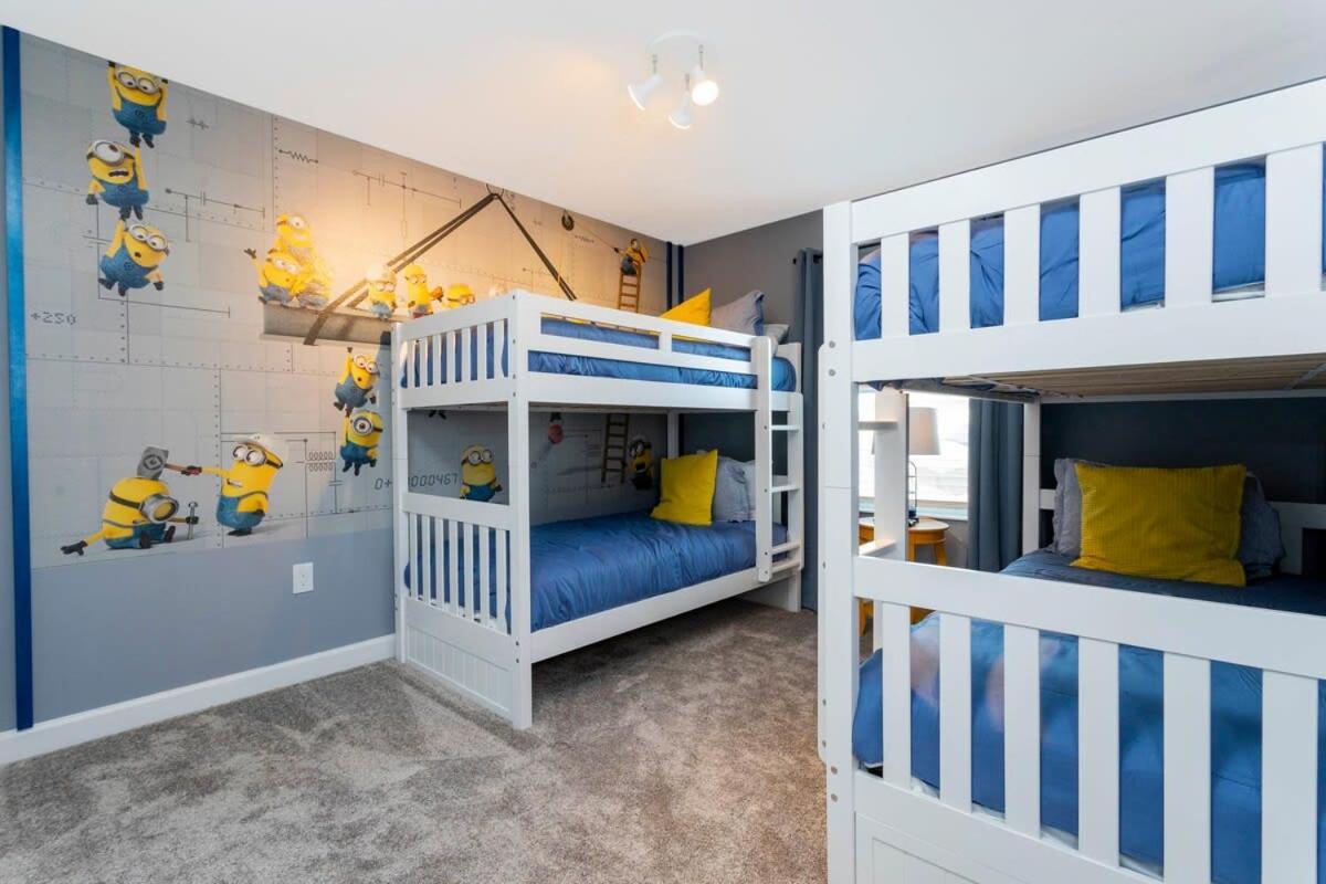 Gorgeous 4 Bd W/ Pool Close To @ Storey 2963 *