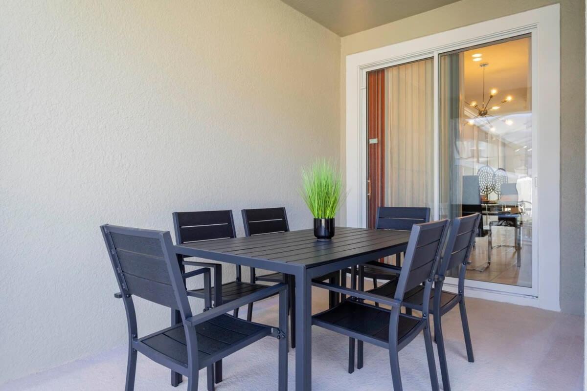 Holiday home Gorgeous 4 Bd W/ Pool Close To @ Storey 2963