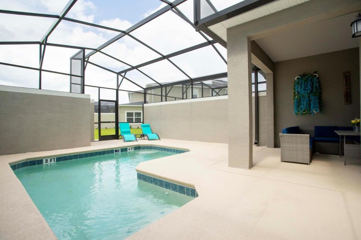 Gorgeous 4bd W/ Pool Close To @ Storey 4289
