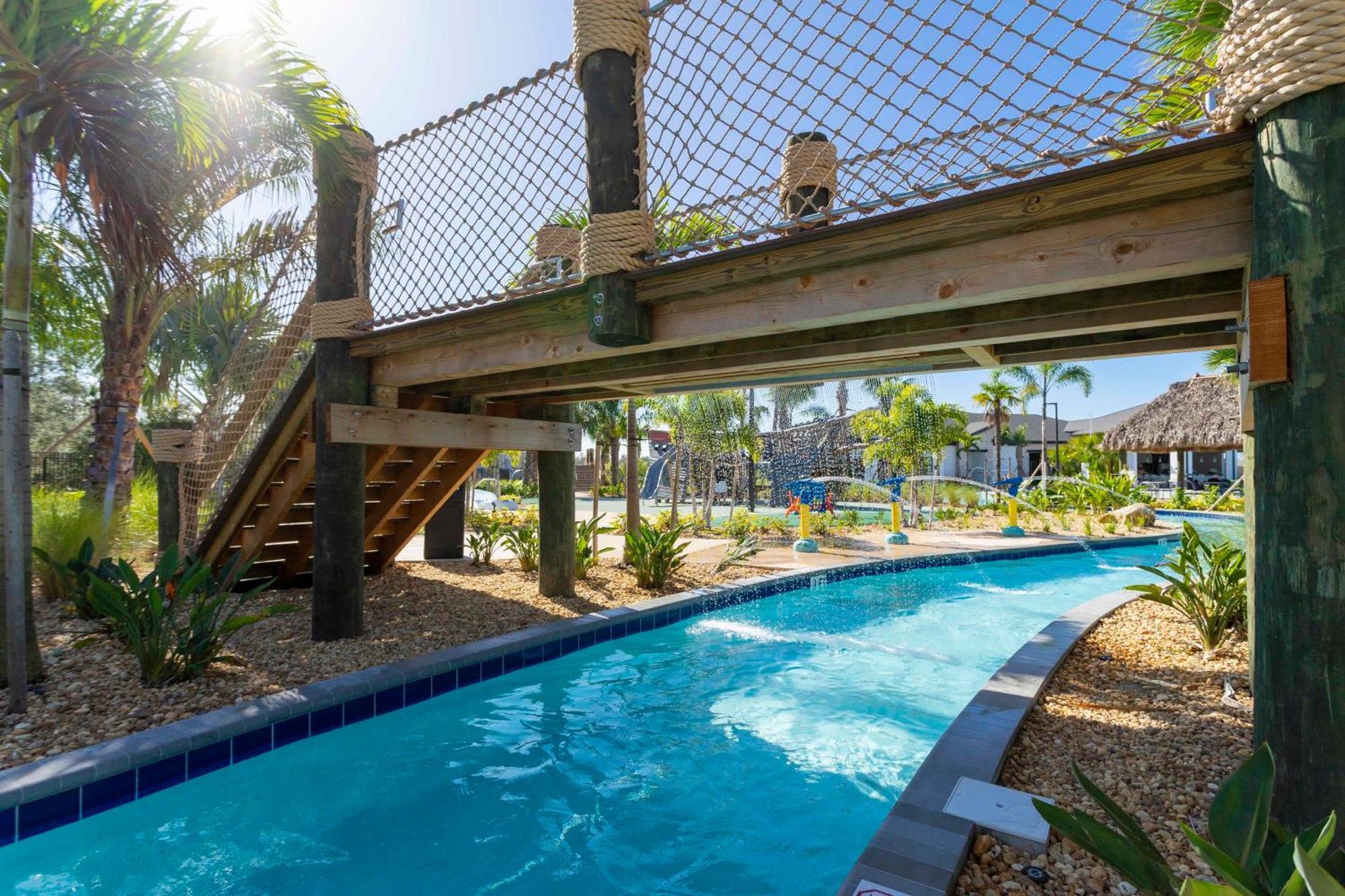 Magnificent 5bd W/ Pool Close To @storey 4800
