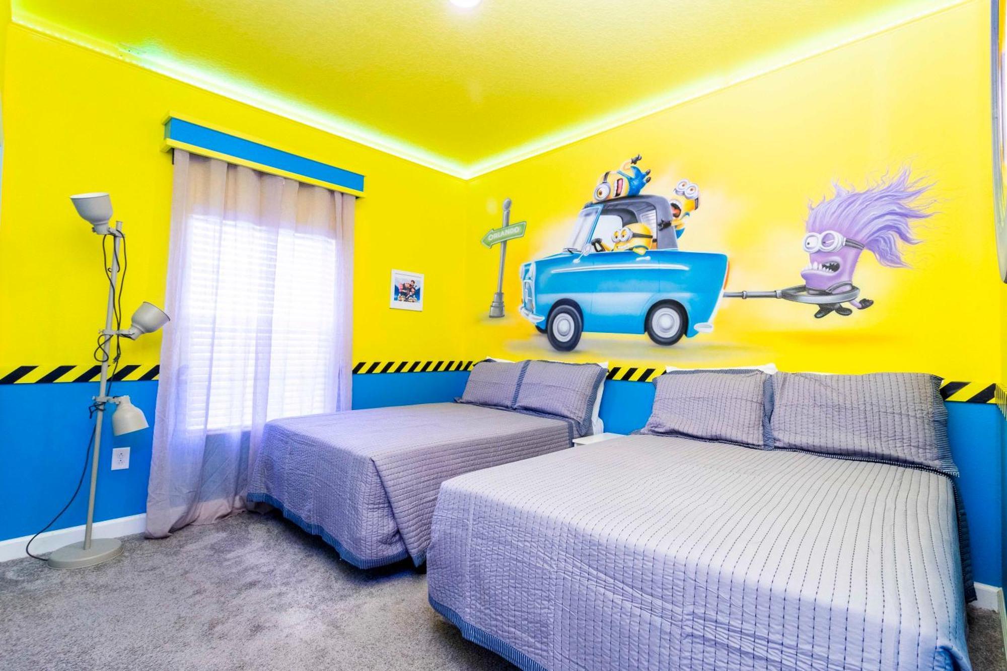 Magnificent 5bd W/ Pool Close To @storey 4800 *