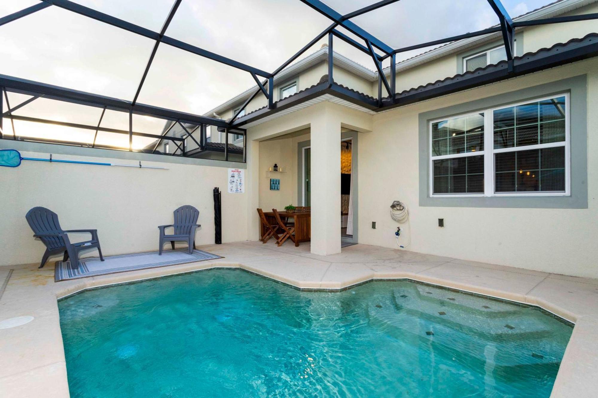 Magnificent 5bd W/ Pool Close To @storey 4800
