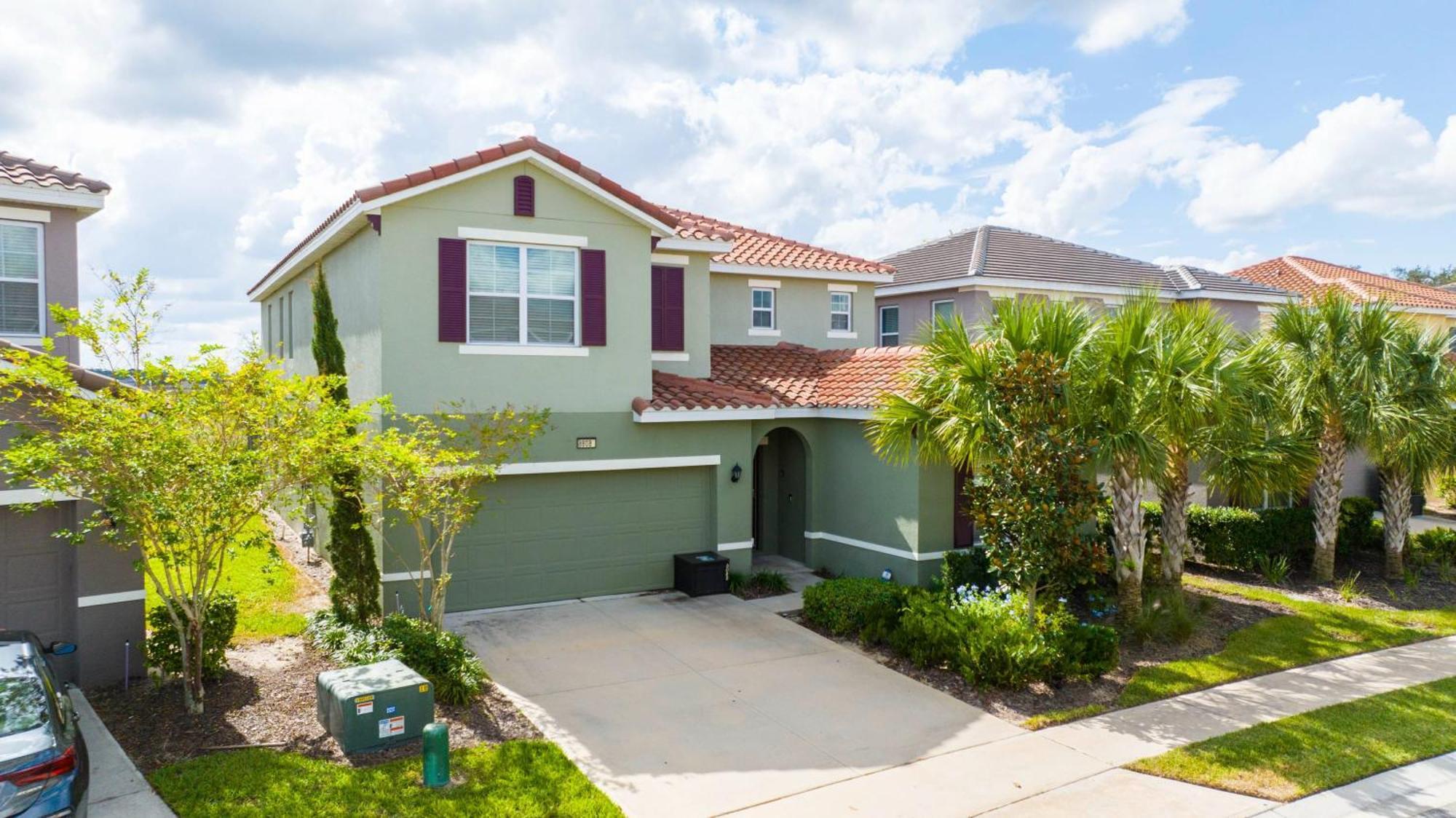 Holiday home Marvelous 7 Bd W/ Pool Close To @ Solterra 6086 Davenport