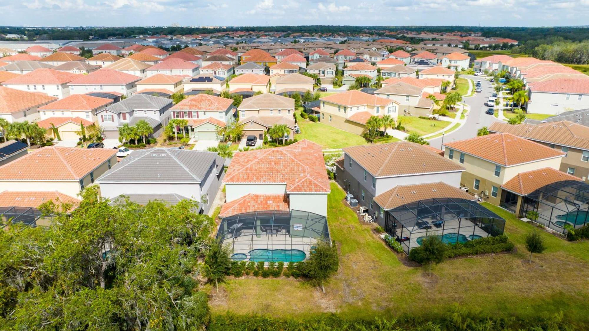Marvelous 7 Bd W/ Pool Close To @ Solterra 6086 * Davenport