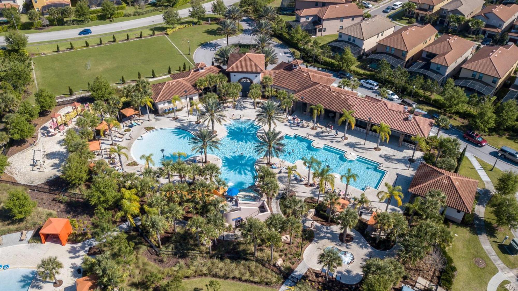 Marvelous 7 Bd W/ Pool Close To @ Solterra 6086 Holiday home Davenport