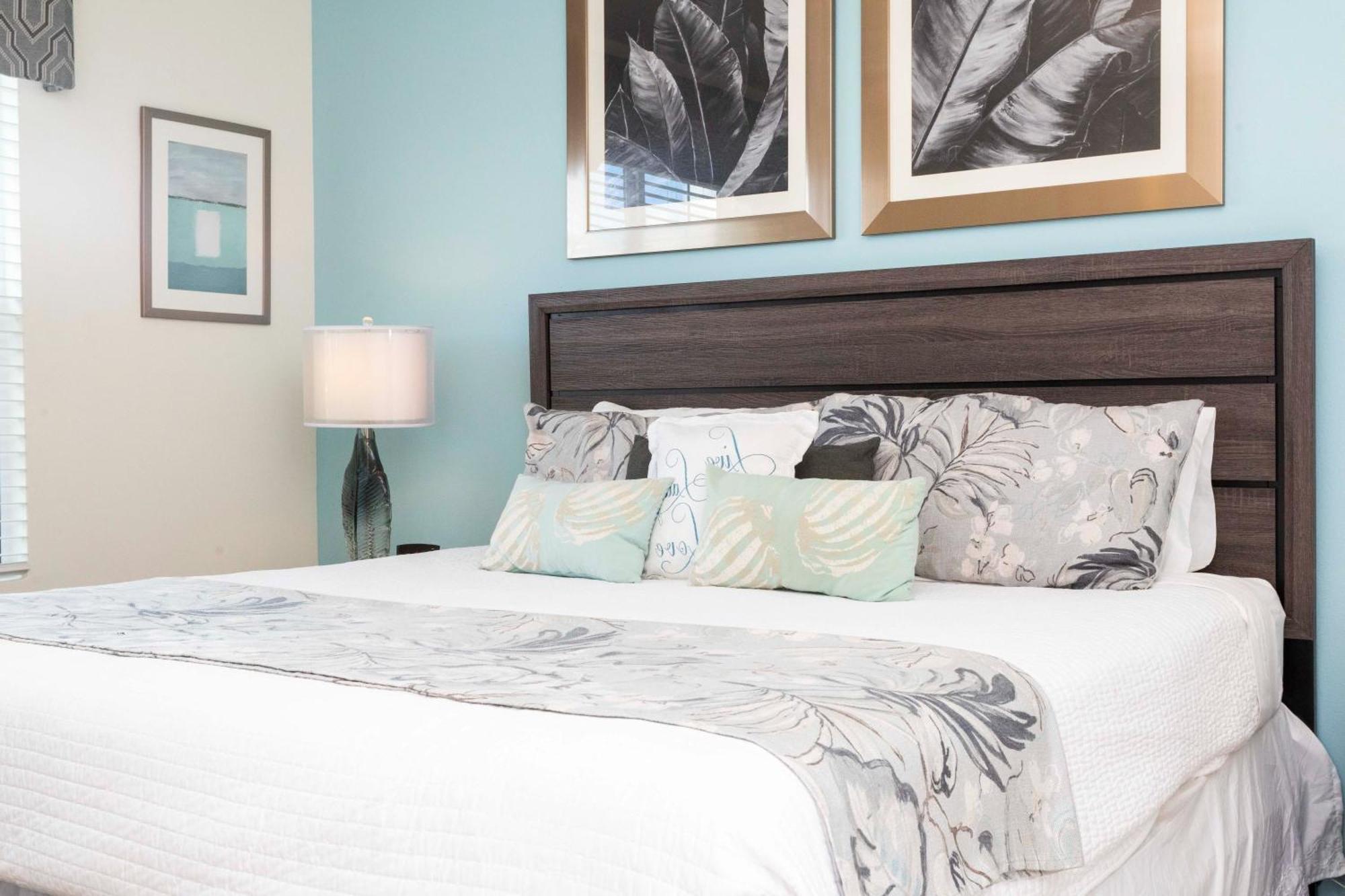 Marvelous 7 Bd W/ Pool Close To @ Solterra 6086 Holiday home *