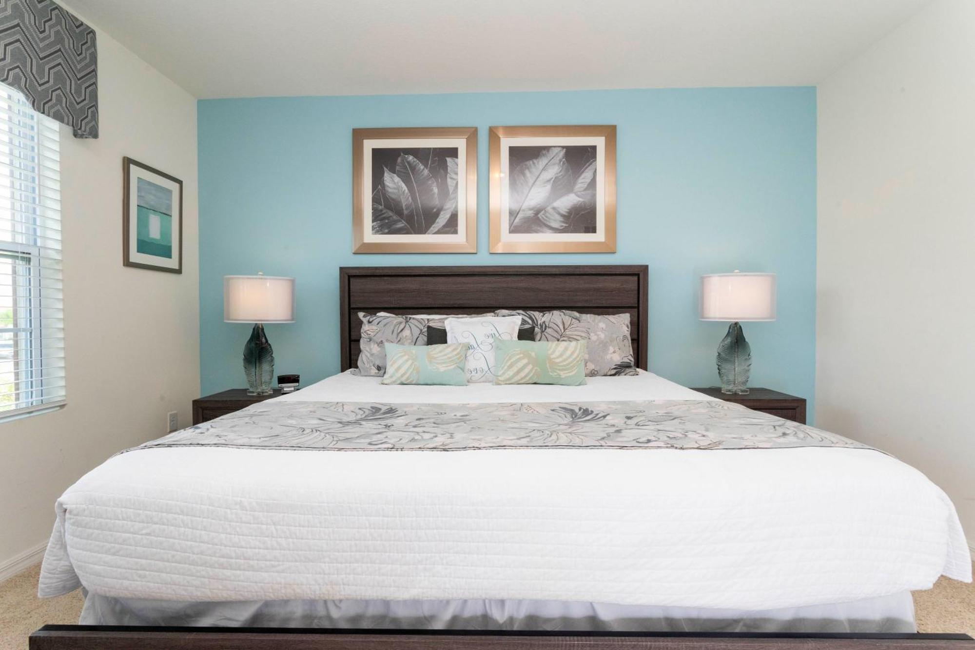 Holiday home Marvelous 7 Bd W/ Pool Close To @ Solterra 6086