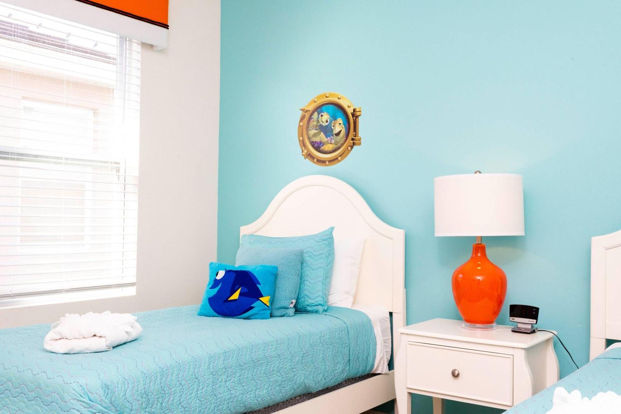 Marvelous 7 Bd W/ Pool Close To @ Solterra 6086 Holiday home Davenport