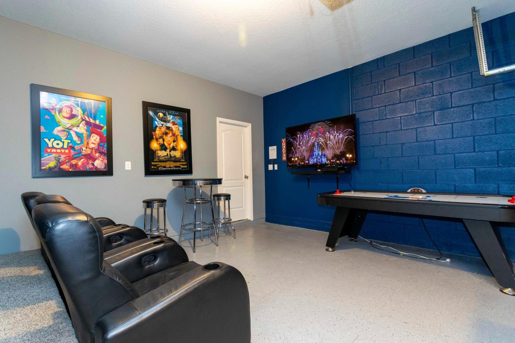 Holiday home Marvelous 7 Bd W/ Pool Close To @ Solterra 6086 Davenport