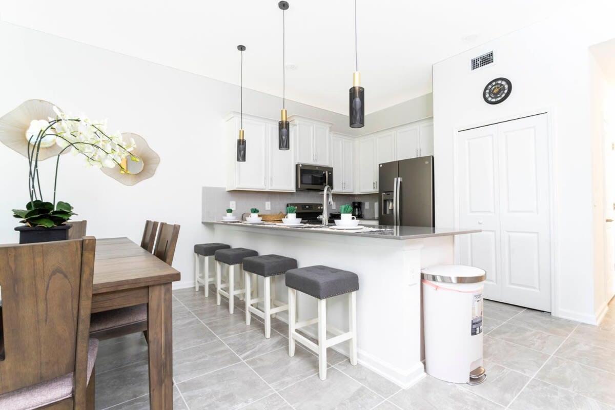 Holiday home Family Friendly 2 Bd Close To @champions Gate 8899
