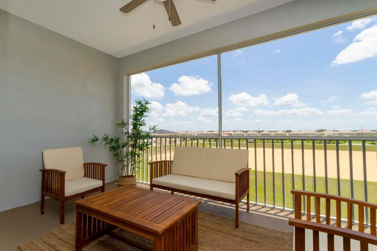 Gorgeous 3bd Close To @champions Gate 993 *