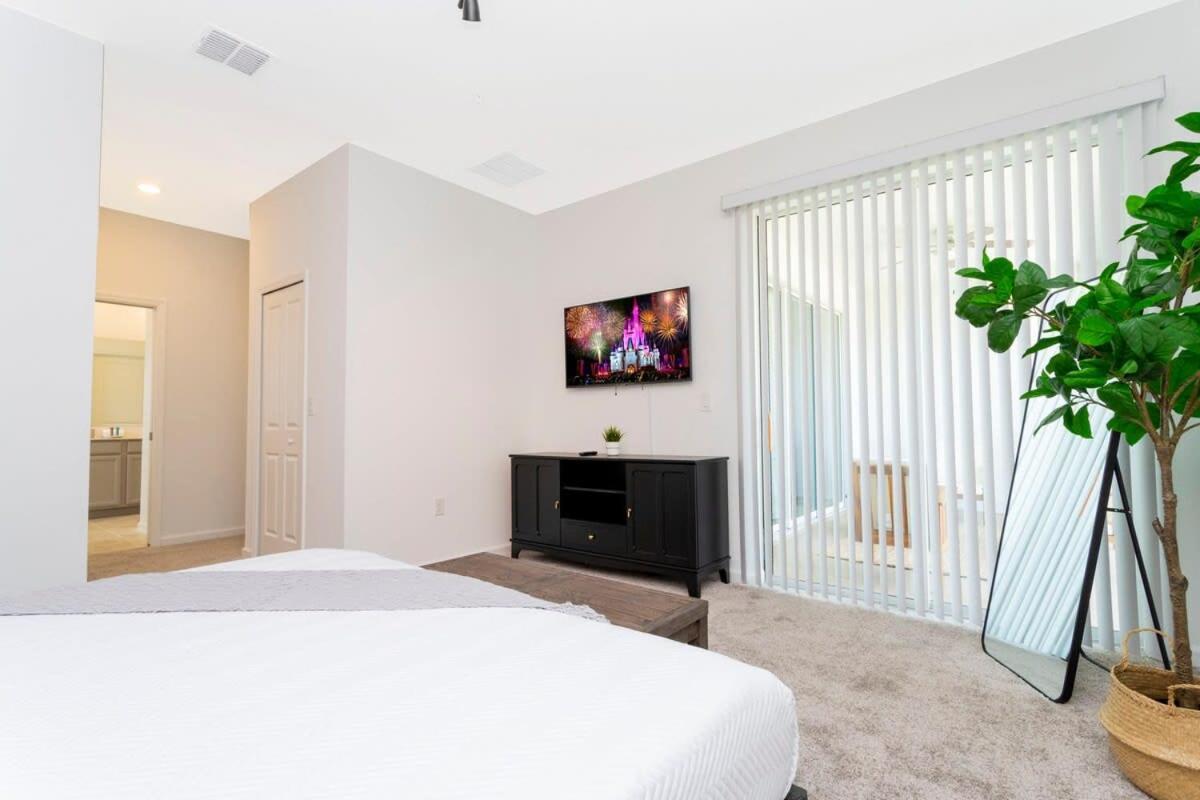Gorgeous 3bd Close To @champions Gate 993 *
