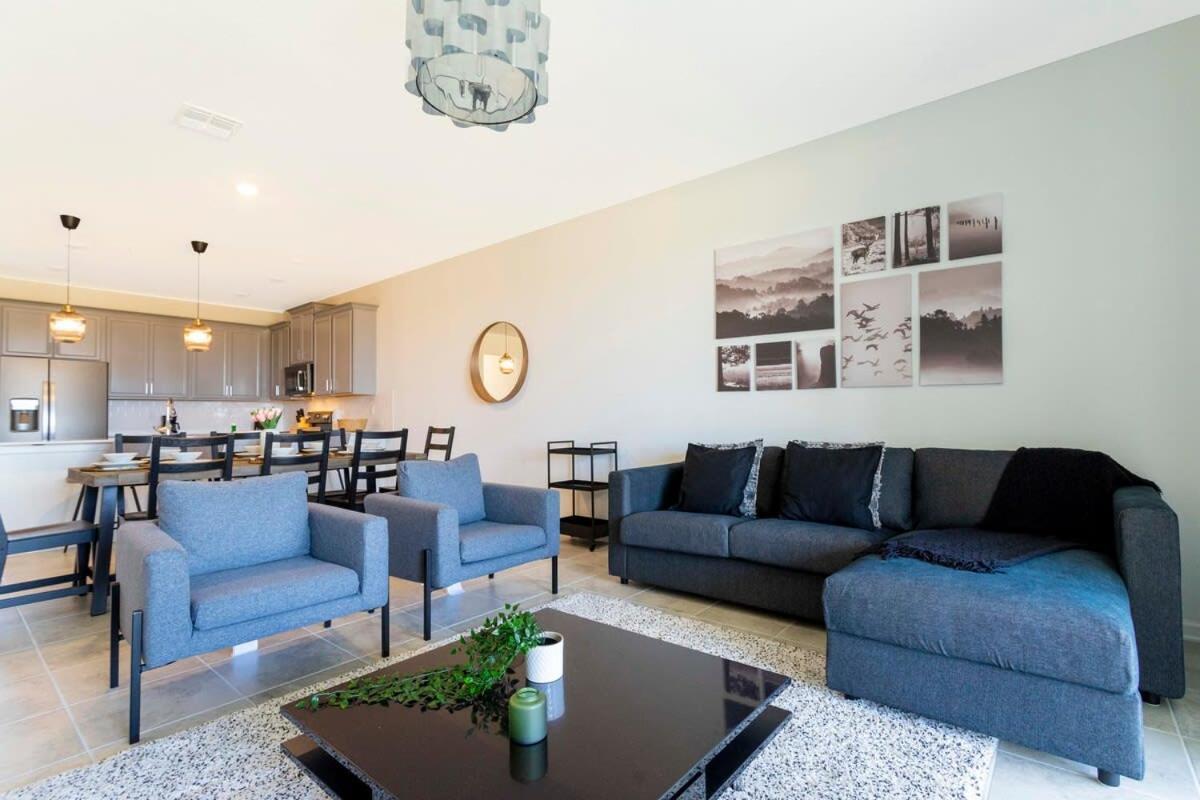 Gorgeous 3bd Close To @champions Gate 993 *