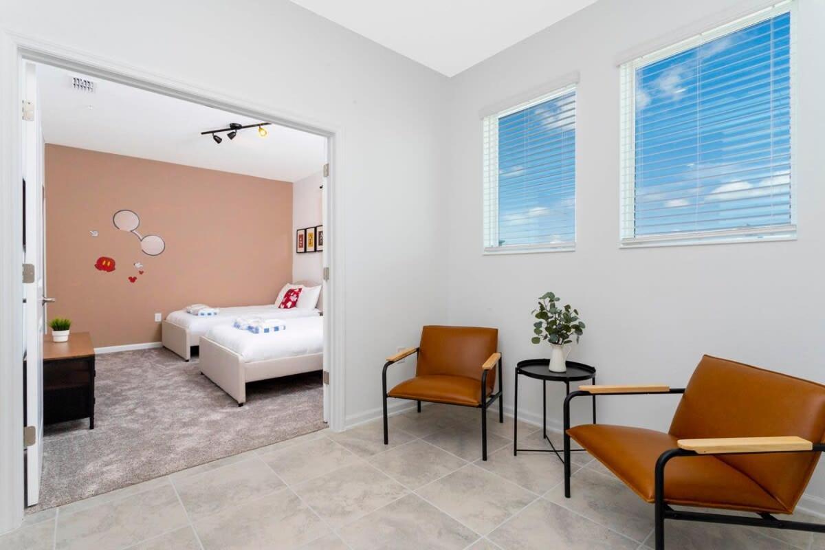Gorgeous 3bd Close To @champions Gate 993 *