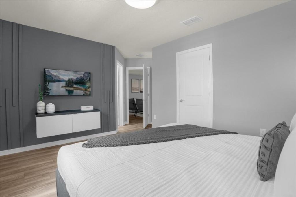 10 Bedrooms- 8 Bathrooms- Windsor Cay 16392 Sk Holiday home Orlando