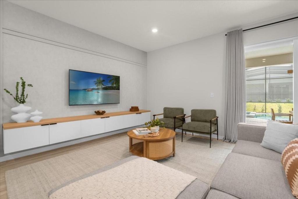 10 Bedrooms- 8 Bathrooms- Windsor Cay 16392 Sk Orlando