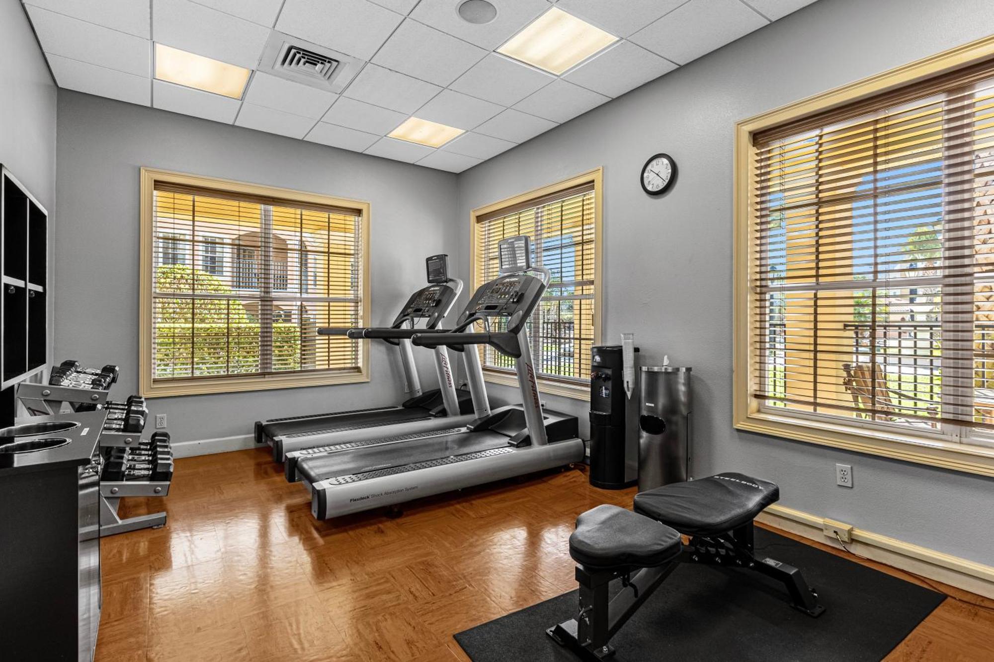 3 Bedroom Family Friendly At Worldquest Near 2727 * Orlando