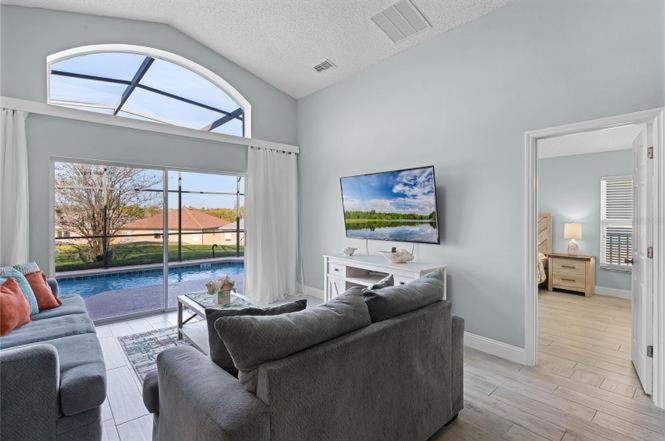 Ultimate Family With Incredible Sunset Views, 4 Miles From Disney! *