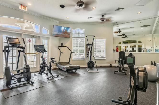 Ultimate Family With Incredible Sunset Views, 4 Miles From Disney! Kissimmee