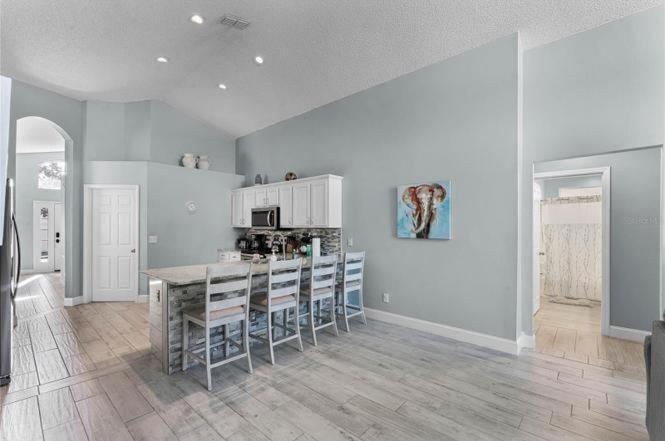 Holiday home Ultimate Family With Incredible Sunset Views, 4 Miles From Disney!