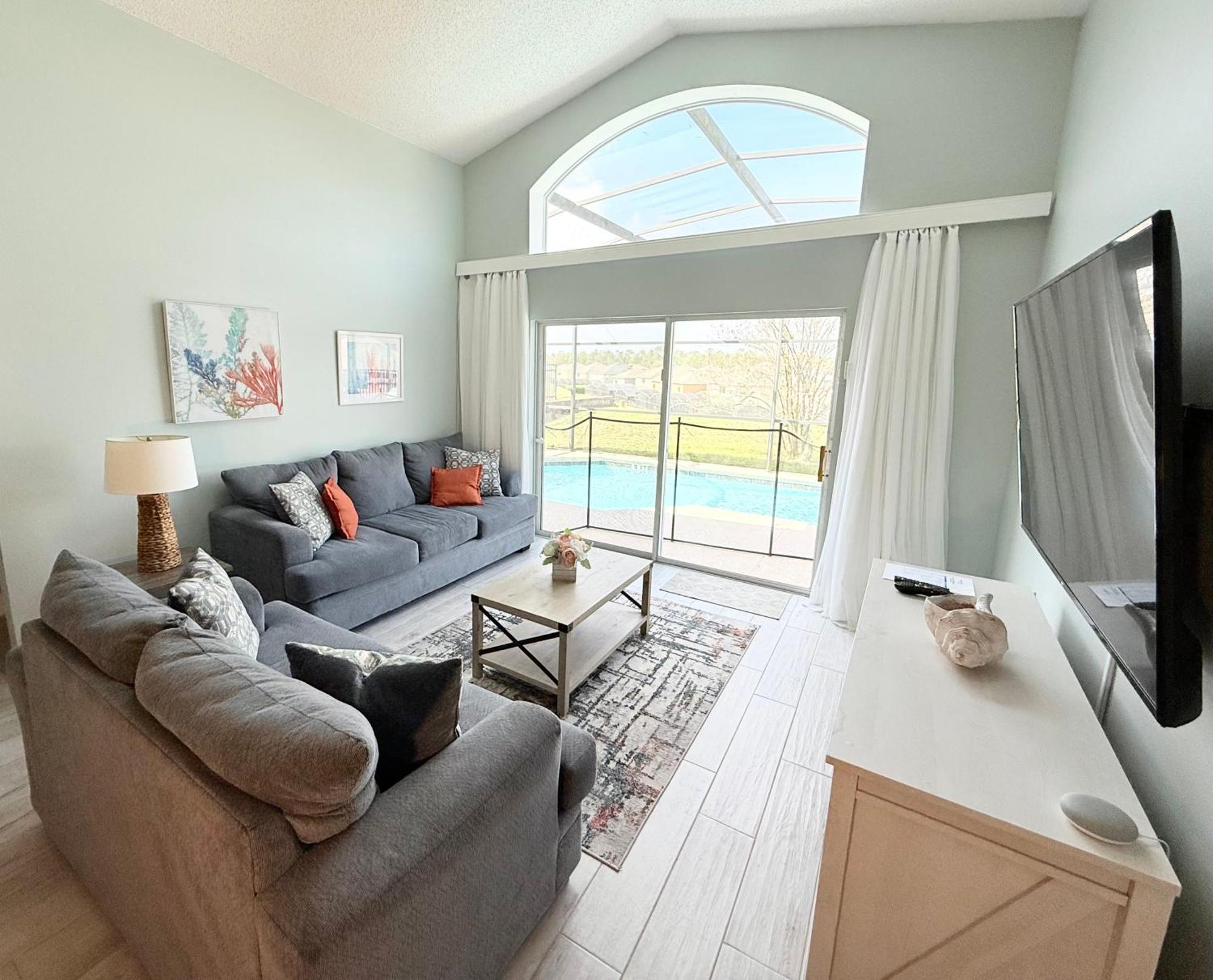 Ultimate Family With Incredible Sunset Views, 4 Miles From Disney! *
