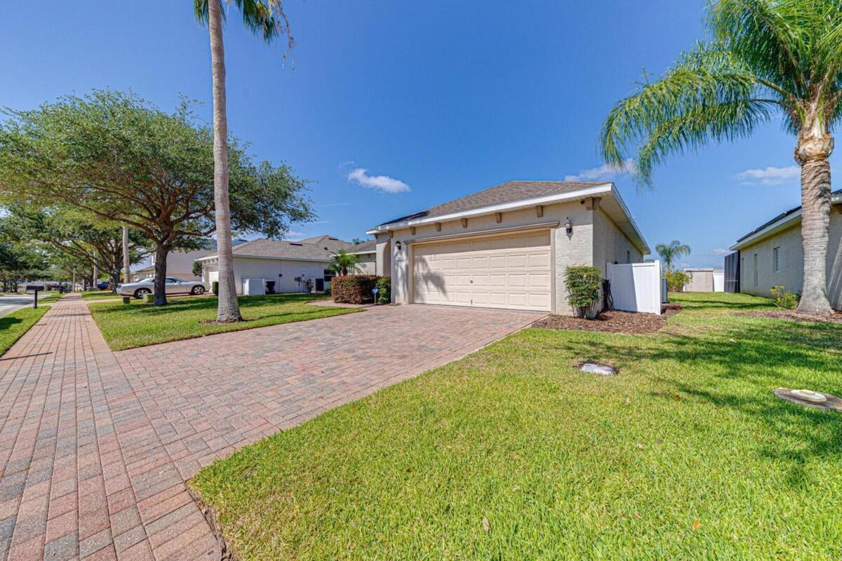 2025 Vacation Savings Secure Your Spot Today Holiday home *