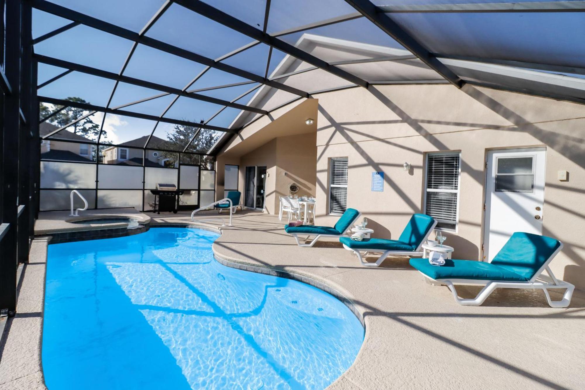 2025 Vacation Savings Secure Your Spot Today Holiday home *