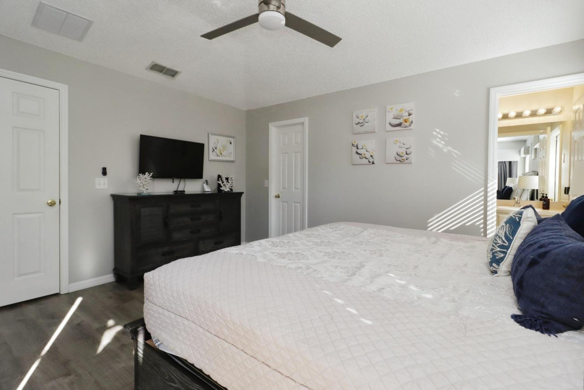 Holiday home 2025 Vacation Savings Secure Your Spot Today *