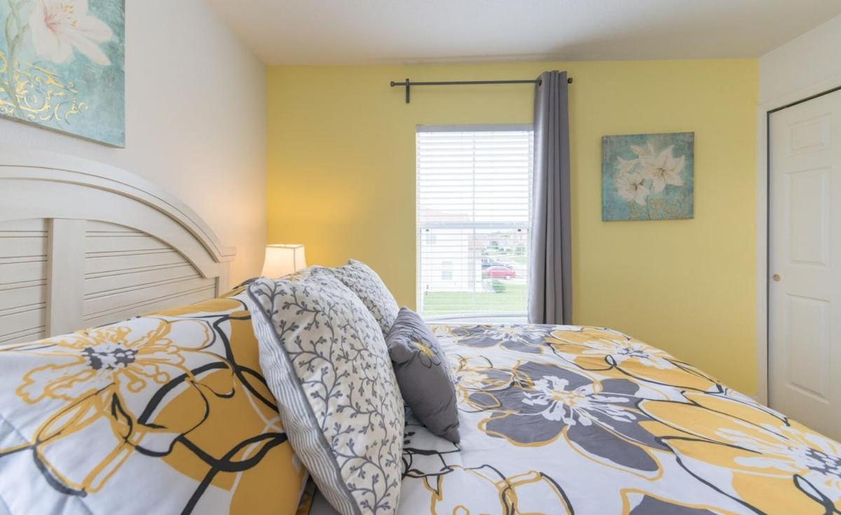 2025 Vacation Savings Secure Your Spot Today Holiday home *