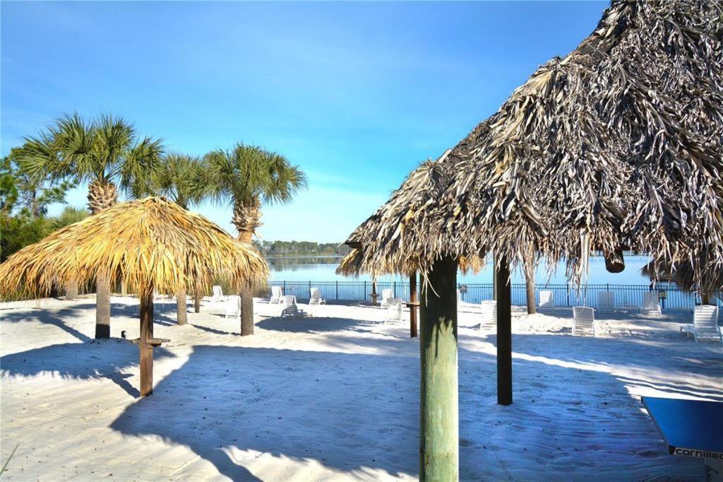 Enjoy Life And Fun At Orlandos Location Apartment *