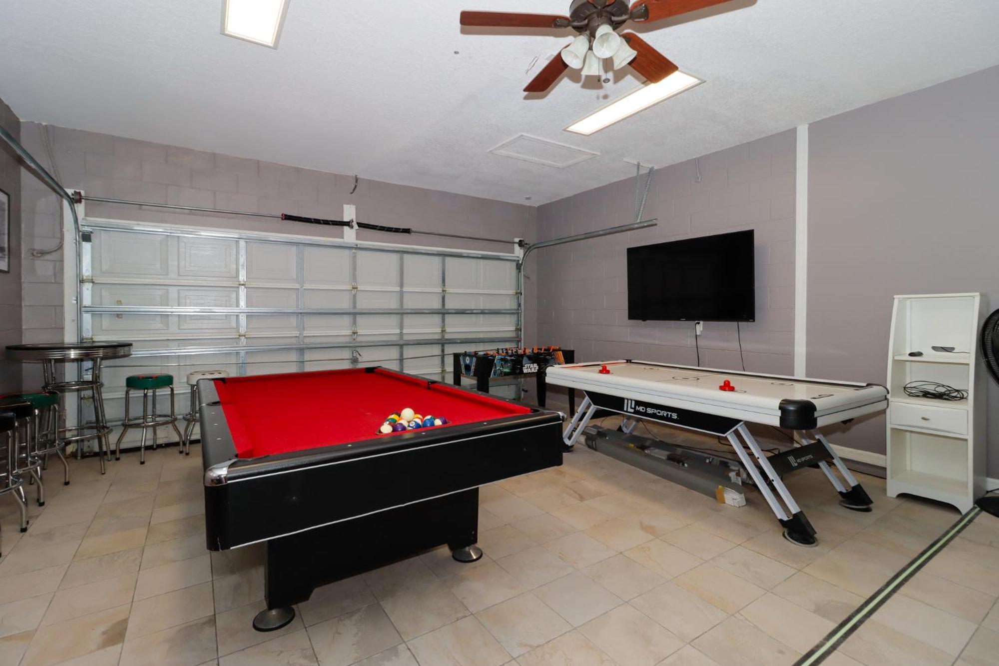 Spacious Emerald Island With Pool And Amenities Near *