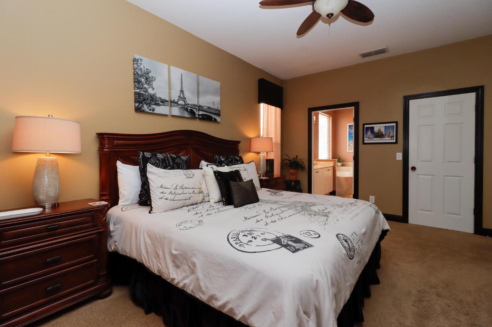 Spacious Emerald Island With Pool And Amenities Near Holiday home *