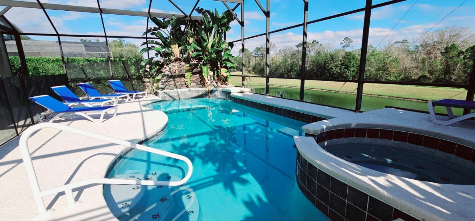 Luxury Emerald Island With Stunning Pool Deck And View Near Holiday home