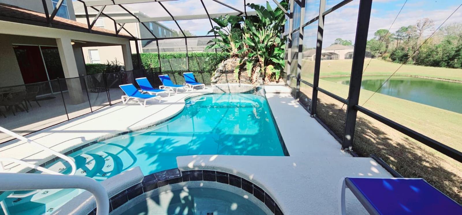 Holiday home Luxury Emerald Island With Stunning Pool Deck And View Near