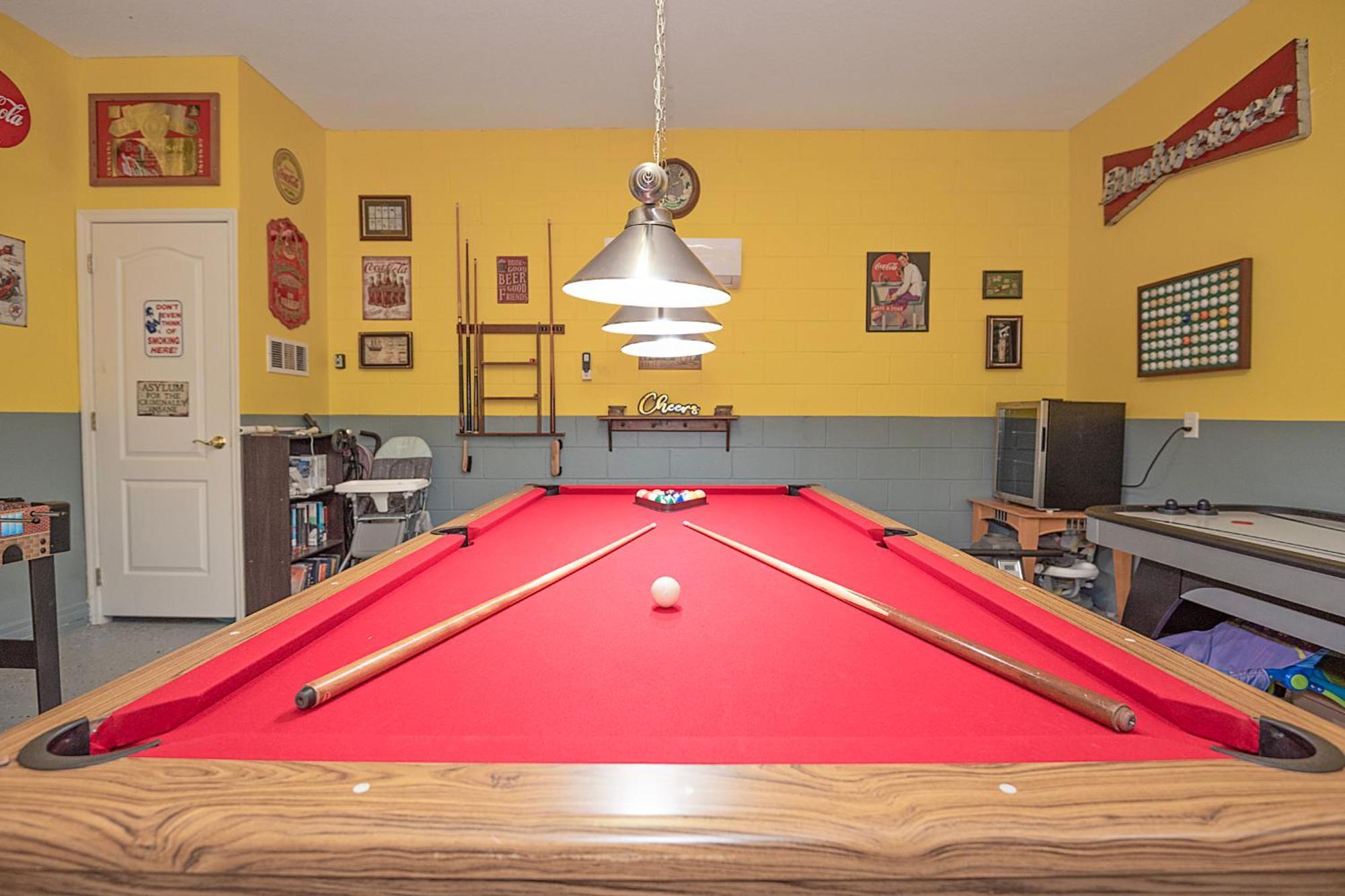 Family Vacation With Large South-west Private Pool And Games Holiday home