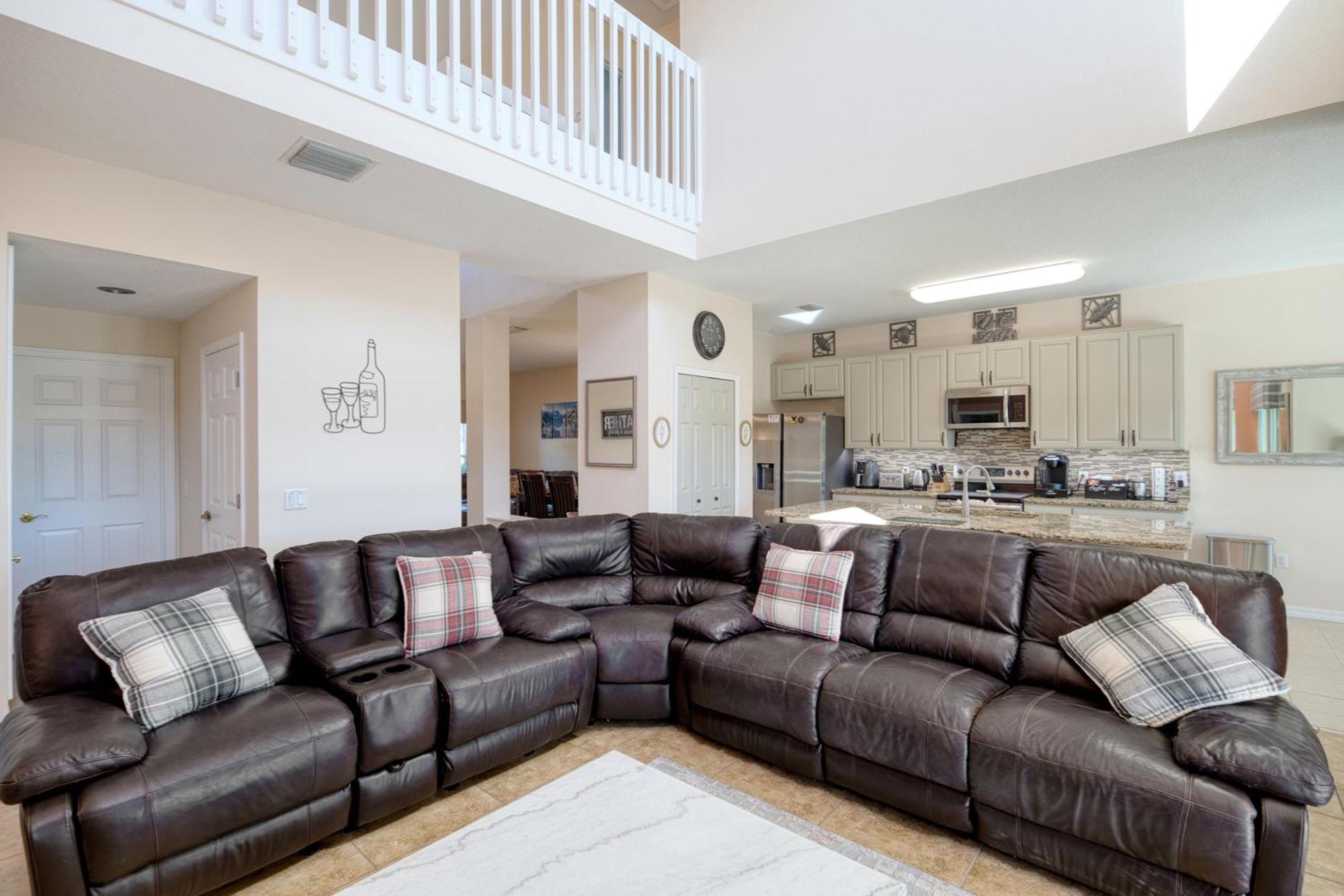 Family Vacation With Large South-west Private Pool And Games