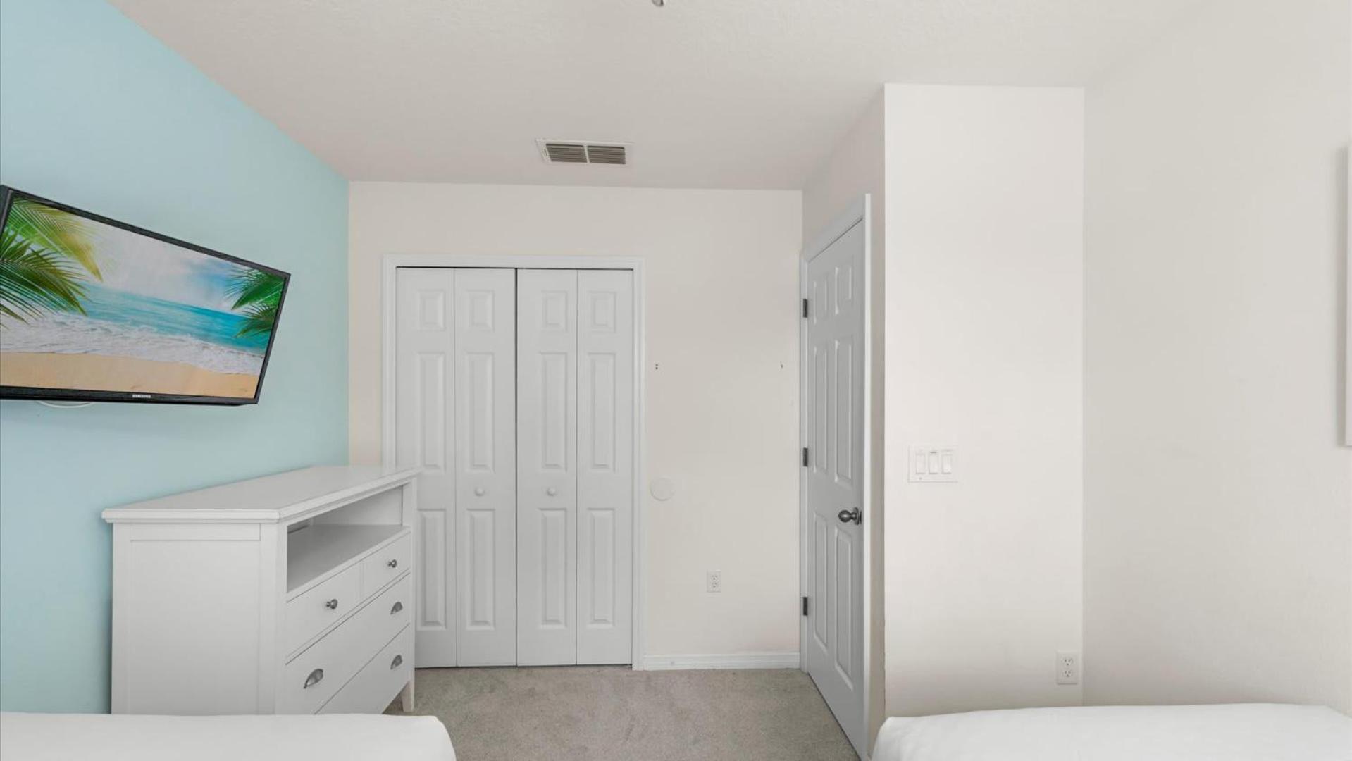 Spacious Family Townhouse Sleeps 8