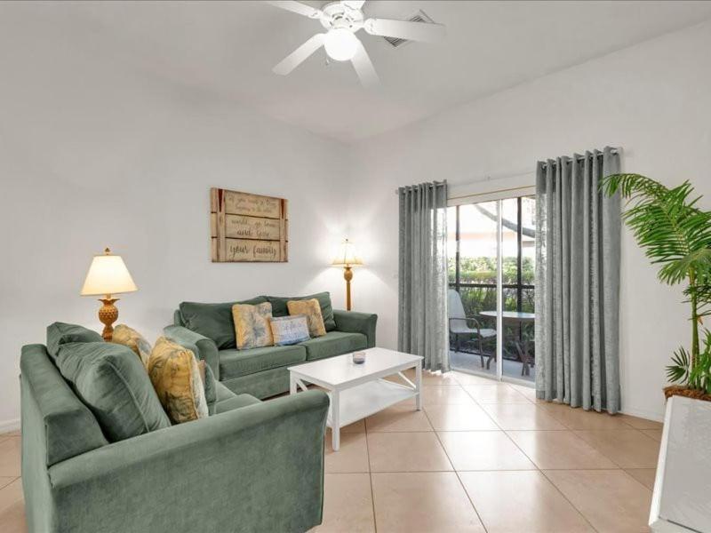 3 Bedroom In Fabulous Near World