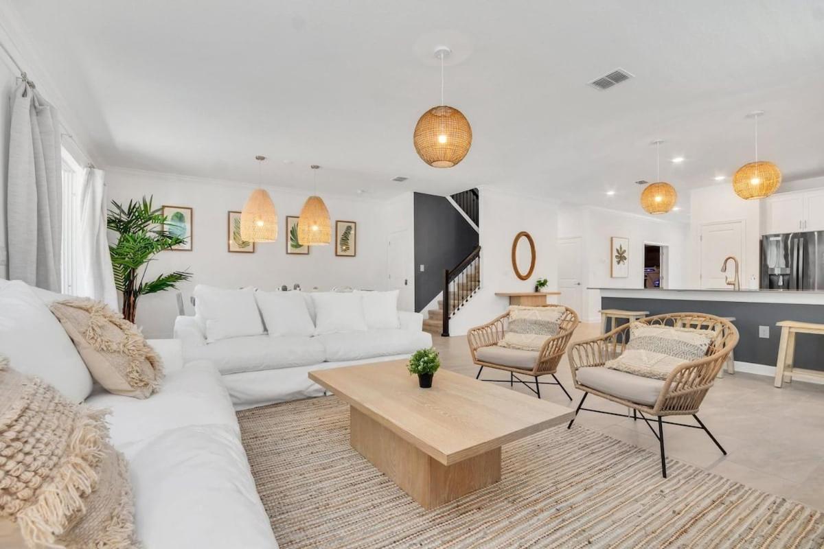 Brand New Storey 10 Bedroom With Pool * Kissimmee