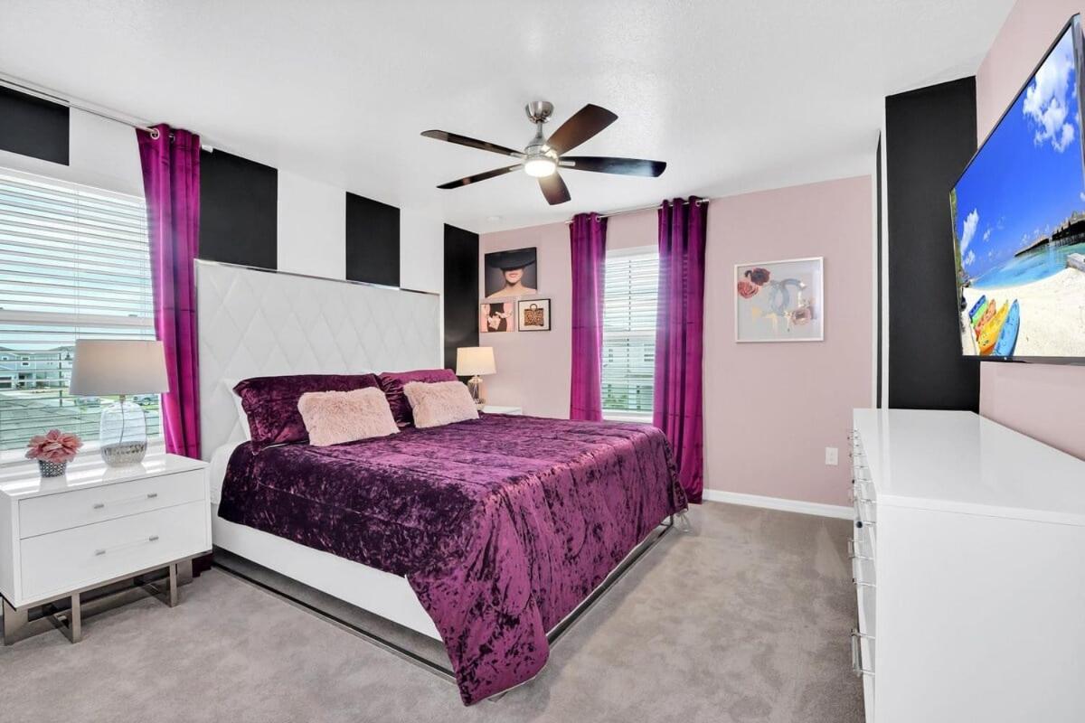Brand New 7 Bedroom With Pool Themed Close *