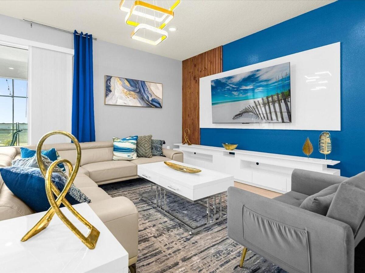 Brand New 10br Pool Fireworks View Holiday home Davenport