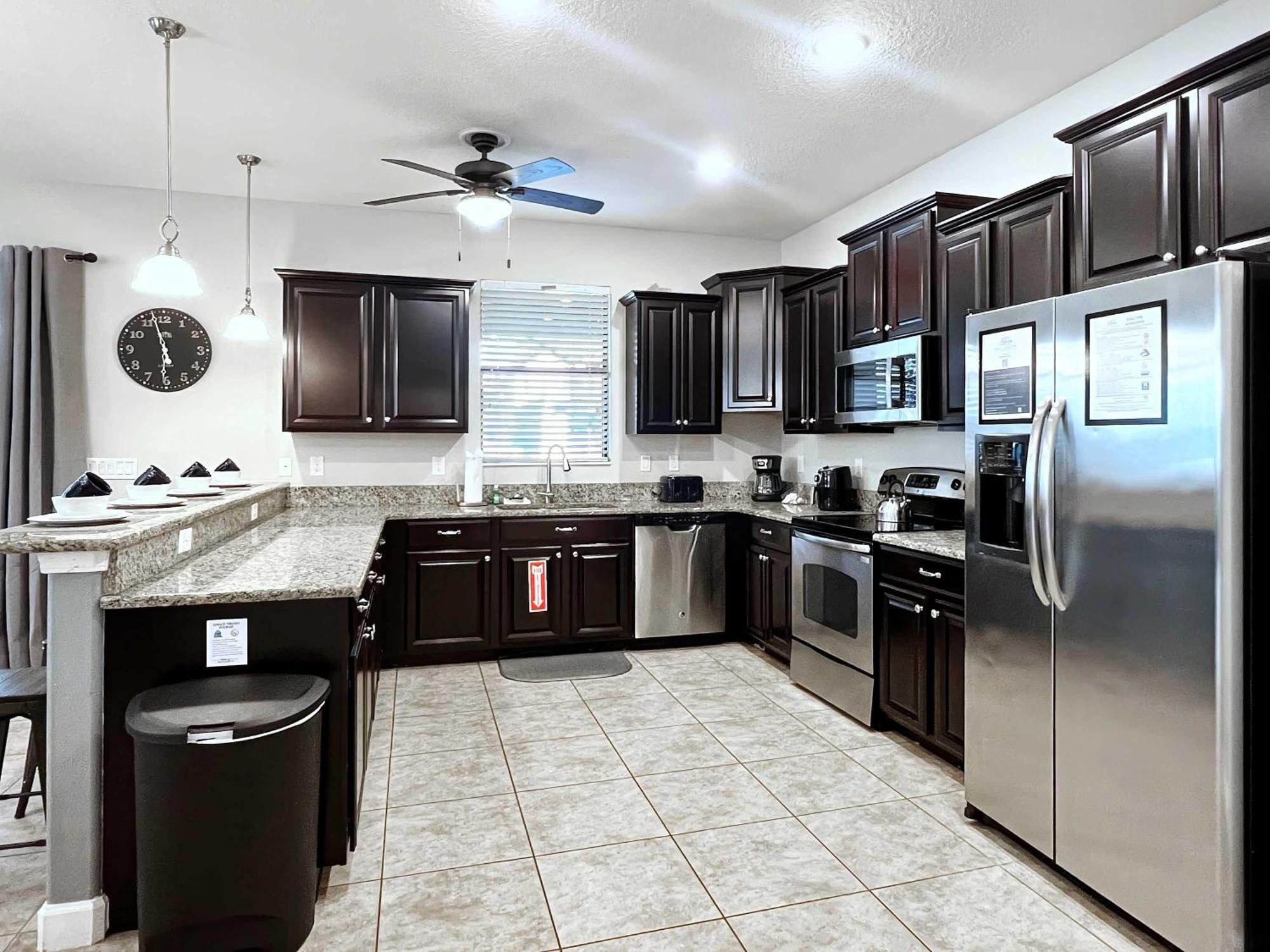 Beautiful 7bd Family With Themed Game Room-9117