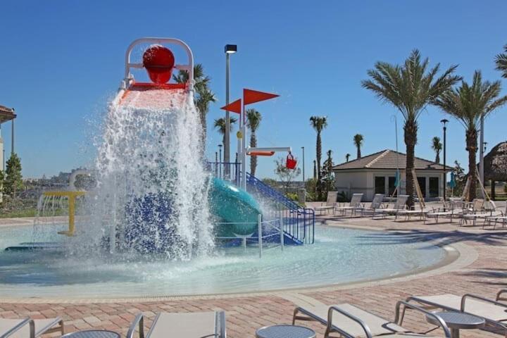 Holiday home Dazzling 6br W Pool 1564f 1511 Davenport