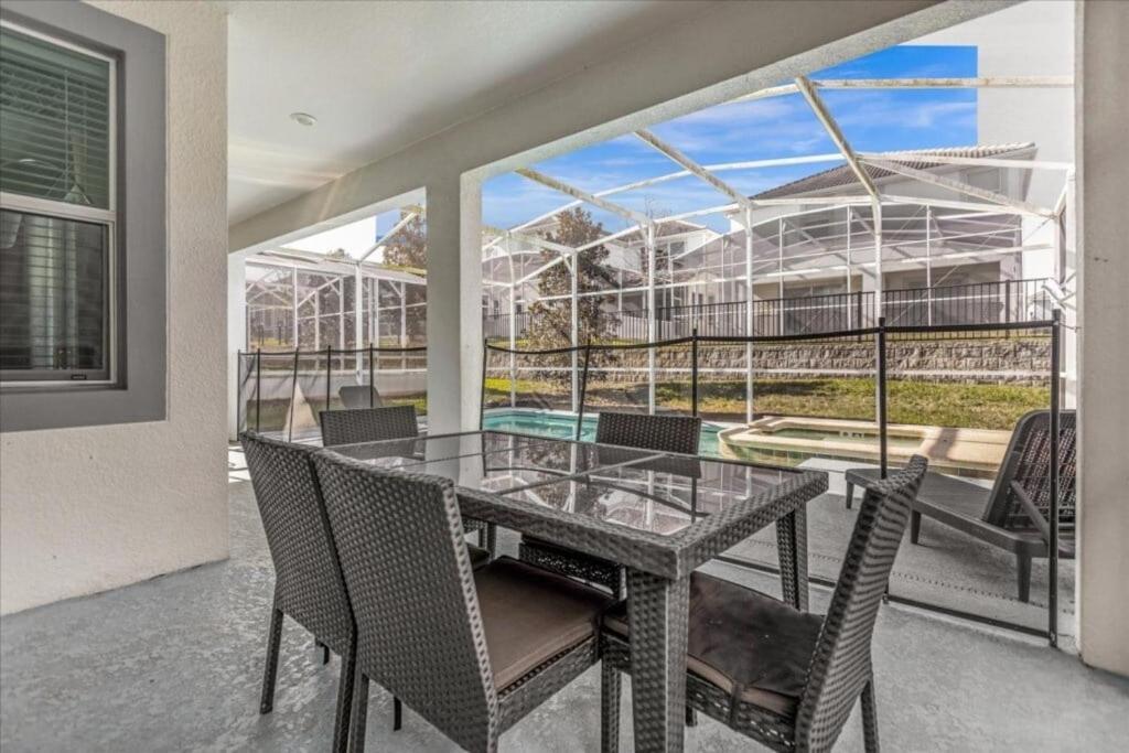 Dazzling 6br W Pool 1564f 1511 Holiday home