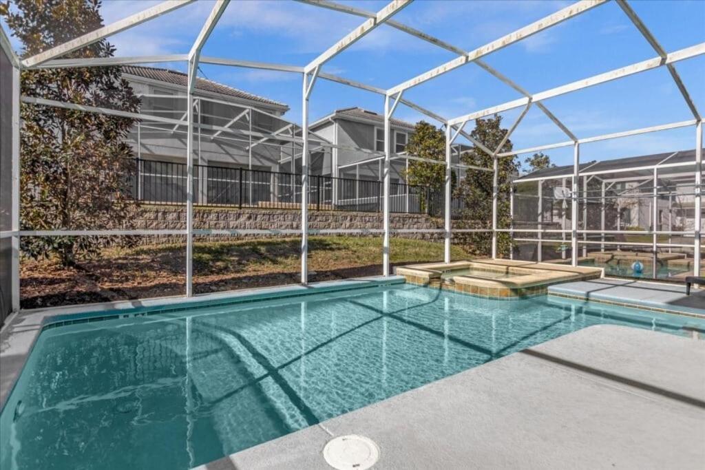 Dazzling 6br W Pool 1564f 1511 Davenport