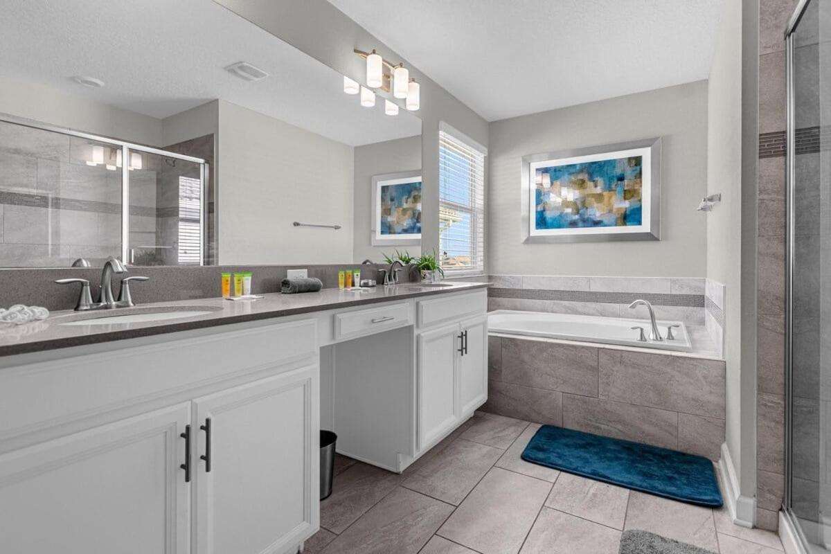 Holiday home Dazzling 6br W Pool 1564f 1511 Davenport